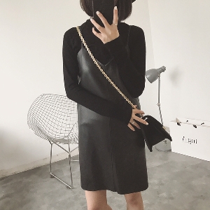 Широка кожена дамска рокля в черен цвят стилна, с дължина до коленете