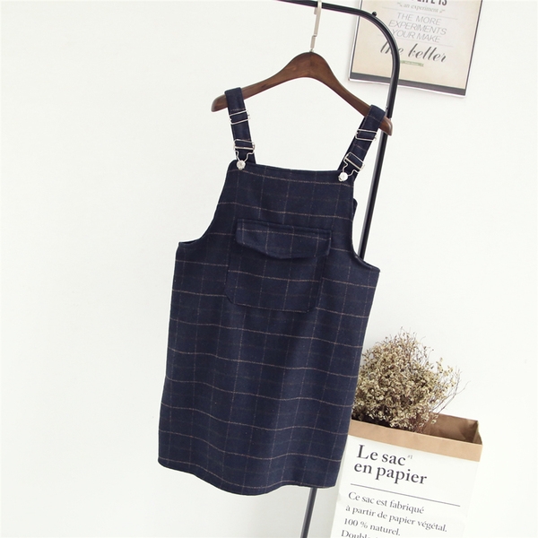 Κυρίες κομψό φόρεμα σε καρό χρώμα σε μπεζ, σκούρο μπλε, γκρι και πράσινο