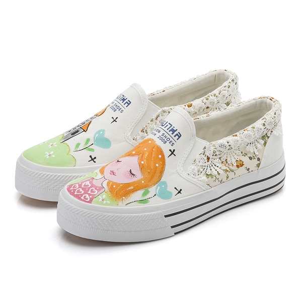 Γυναικεία παπούτσια για την άνοιξη και το φθινόπωρο σε τρία μοντέλα