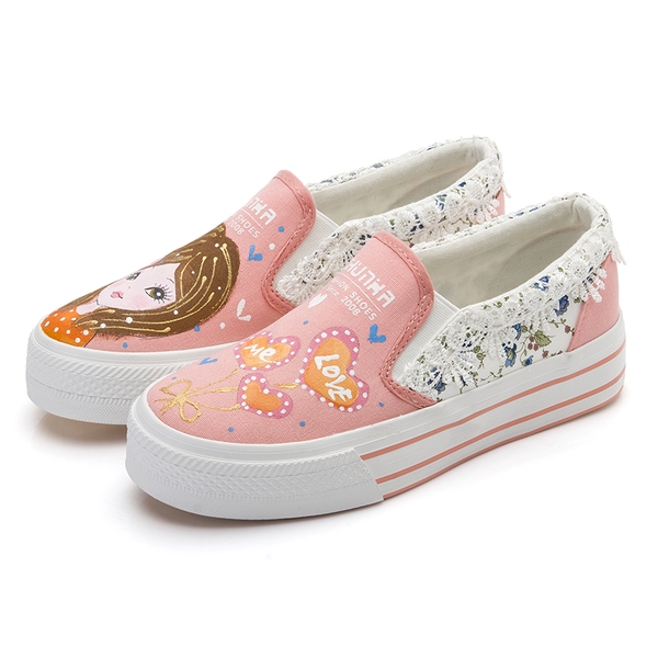 Γυναικεία παπούτσια για την άνοιξη και το φθινόπωρο σε τρία μοντέλα