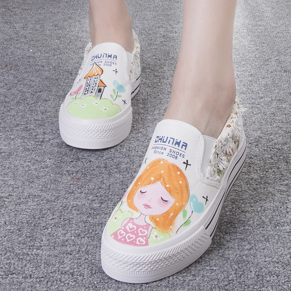 Γυναικεία παπούτσια για την άνοιξη και το φθινόπωρο σε τρία μοντέλα