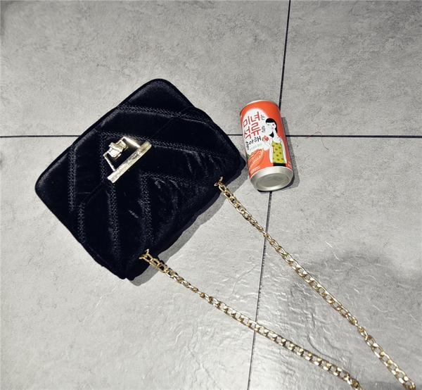 Γυναικείες τσάντες βελούδο σε τρία χρώματα χτύπημα της μόδας της εποχής