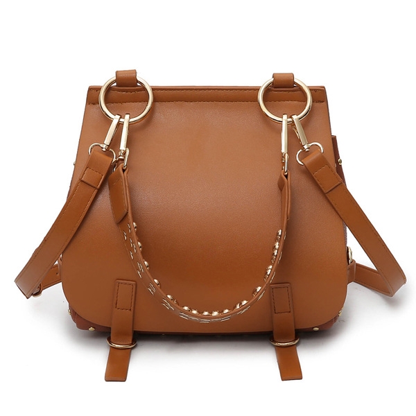 Дамска ежедневна чанта с капси и дълга дръжка