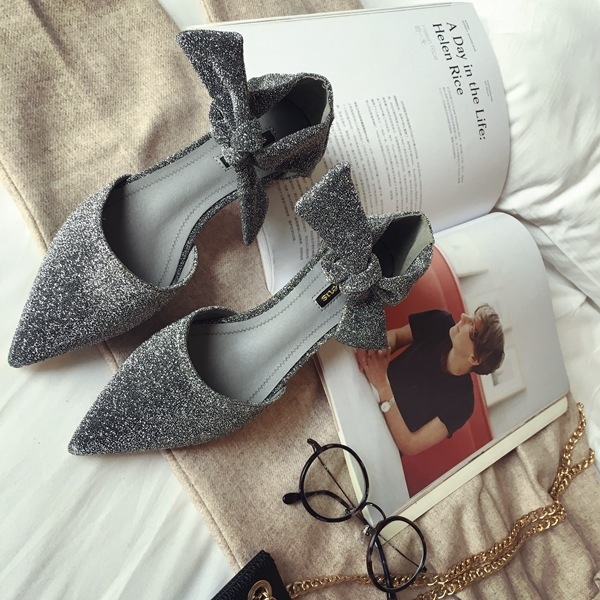 Γυναικεία ανοιξιάτικα παπούτσια 