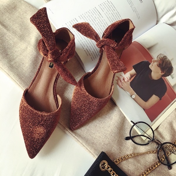 Γυναικεία ανοιξιάτικα παπούτσια 