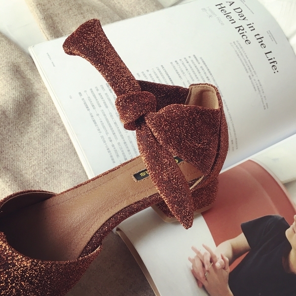 Γυναικεία ανοιξιάτικα παπούτσια 