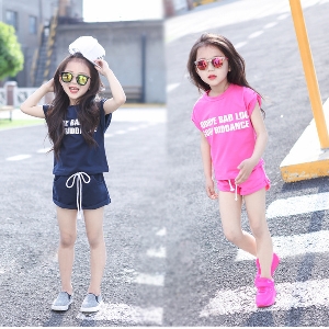 Детски летен комплект за момичета - блуза с къс ръкав и къси панталони в розов и тъмносин цвят