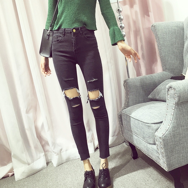 Κομψά  γυναικεία τζιν σε μαύρο και μπλε χρώμα