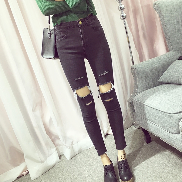 Κομψά  γυναικεία τζιν σε μαύρο και μπλε χρώμα