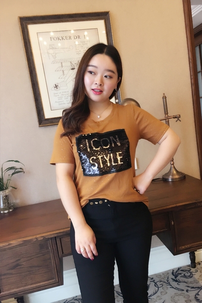 Κυρίες μπλούζα με παγιέτες και κοντά μανίκια άνοιξη και το μέγεθος του καλοκαιριού maxi