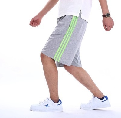 Αντρικά σύντομο καλοκαίρι άνετα παντελόνια μικρές και μεγάλες, μαύρο γκρι και άσπρες ρίγες