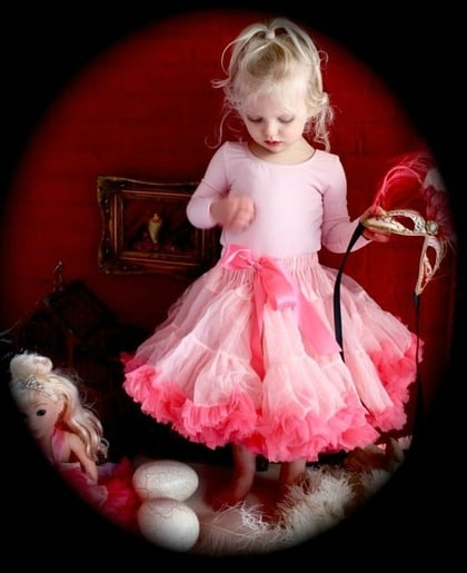 Διαφανής φούστα για κορίτσια σε μια ποικιλία χρωμάτων και αποχρώσεων