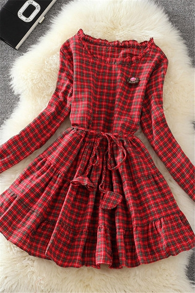 Κυρίες άνοιξη φόρεμα σε τρία χρώματα φωλιάζουν κουτιά