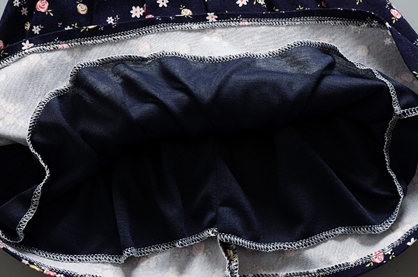 Παιδικό σετ για την άνοιξη και το φθινόπωρο  για τα κορίτσια με φόρεμα floral μοτίβο και μπουφάν τζιν - 2 σχέδια