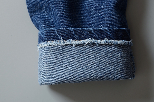 Παιδικό σετ για την άνοιξη και το φθινόπωρο  για τα κορίτσια με φόρεμα floral μοτίβο και μπουφάν τζιν - 2 σχέδια