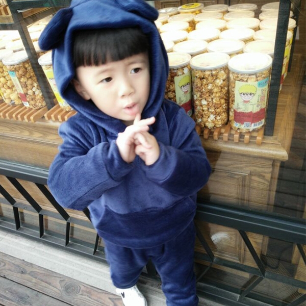 Παιδικό σετ για αγόρια σε κόκκινο και σκούρο μπλε χρώμα με κουκούλα και αυτιά