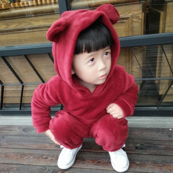 Παιδικό σετ για αγόρια σε κόκκινο και σκούρο μπλε χρώμα με κουκούλα και αυτιά