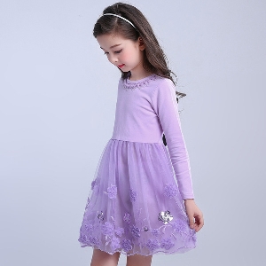 Детска дантелена разкроена рокля в три цвята розови и лилави модели пролетни, летни и есенни