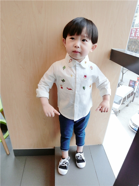 Παιδικά κομψά τζιν για αγόρια σε μαύρο και μπλε χρώμα, υψηλή μέση