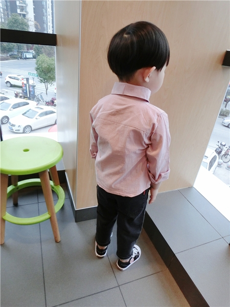 Παιδικά κομψά τζιν για αγόρια σε μαύρο και μπλε χρώμα, υψηλή μέση