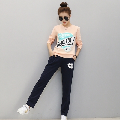 Αθλητικό γυναικείο σετ - Μπλούζα σε διάφορα χρώματα και μαύρο παντελόνι με επιγραφές