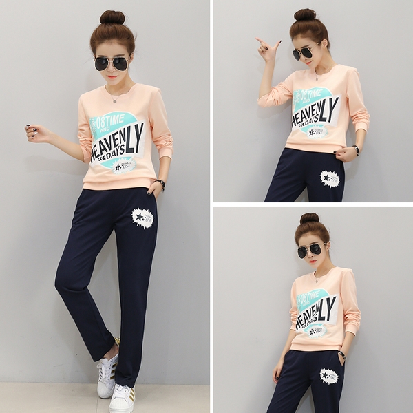 Αθλητικό γυναικείο σετ - Μπλούζα σε διάφορα χρώματα και μαύρο παντελόνι με επιγραφές