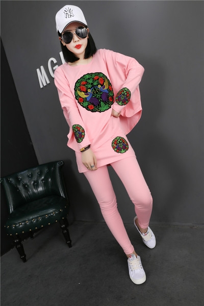 Γυναικεία αθλητική φόρμα -  σε διαφορετικά χρώματα και σε δύο μοντέλα