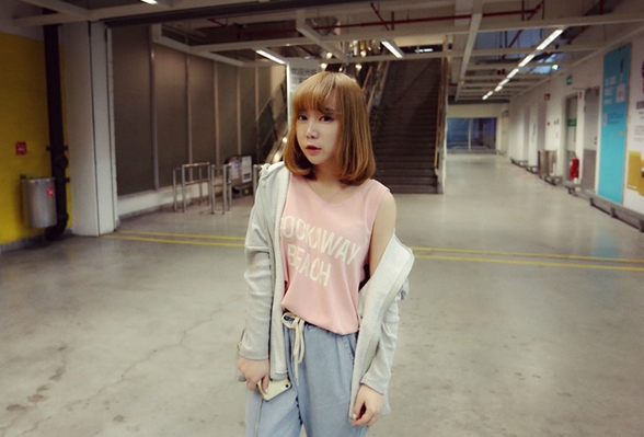 Οι γυναίκες απλό γιλέκο κανονικό μέγεθος