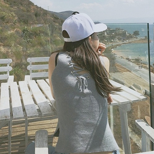 φανέλες των γυναικών με τις συνδέσεις με V-neck