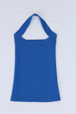 Πουκάμισα σε διάφορα χρώματα