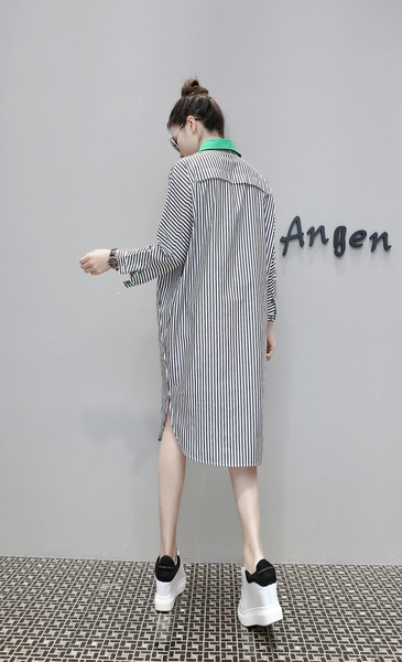 Дамска раирана риза в дълъг вариант тип рокля