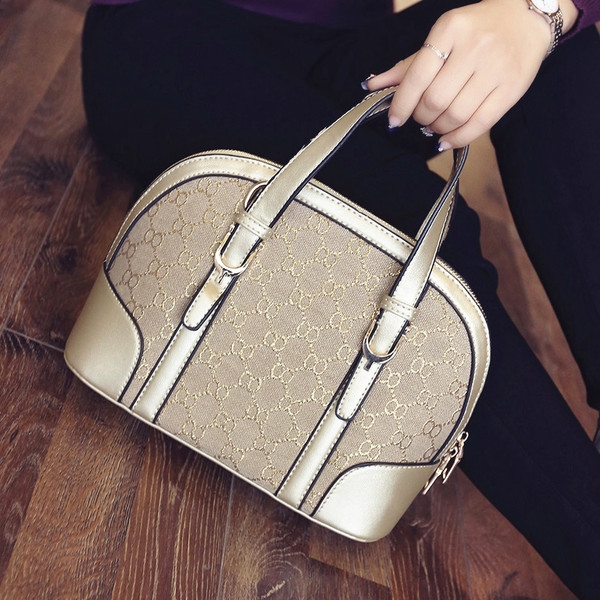 Дамски модерни чанти от еко кожа и мека повърхност - четири свежи уникални модела