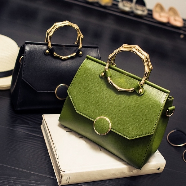 Дамски чанти от еко кожа и мека повърхност със следните модели: зелен розов черен бял