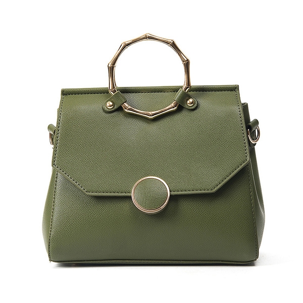 Дамски чанти от еко кожа и мека повърхност със следните модели: зелен розов черен бял