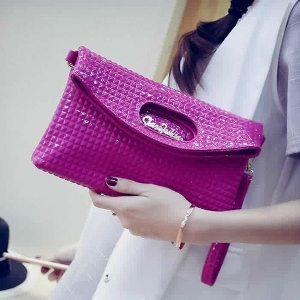 Дамска мини клъч чанта в три цвята - розова, цикламена, черна Хит модел от еко кожа