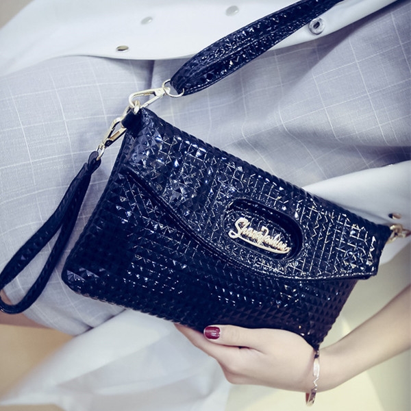 Дамска мини клъч чанта в три цвята - розова, цикламена, черна Хит модел от еко кожа