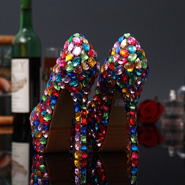 Дамски високи бонбонени обувки подходящи за абитуриентски бал или официални поводи