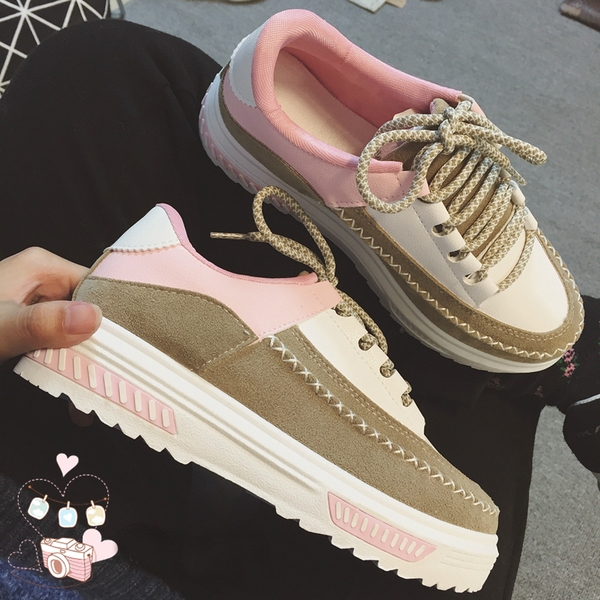 Дамски спортни маратонки в сив, бежов и черен цвят