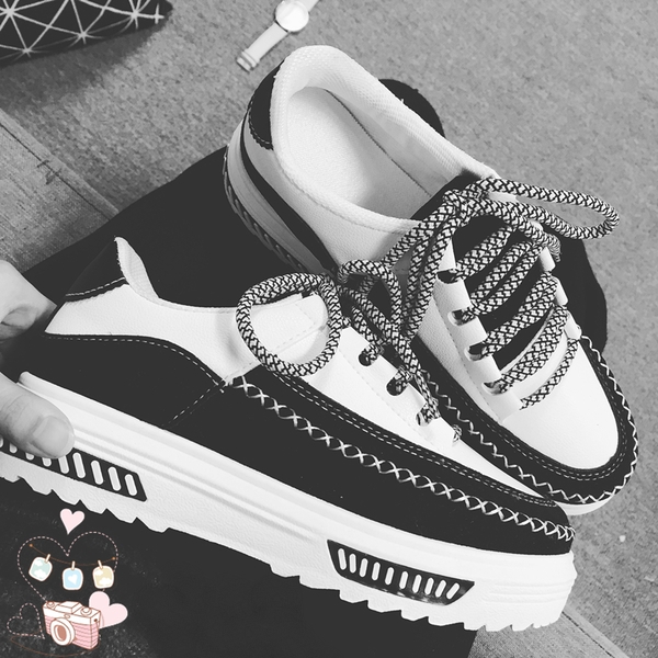 Дамски спортни маратонки в сив, бежов и черен цвят