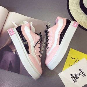 Γυναικέια πάνινα παπούτσια - κομψά σε μαύρο, ροζ και λευκό χρώμα