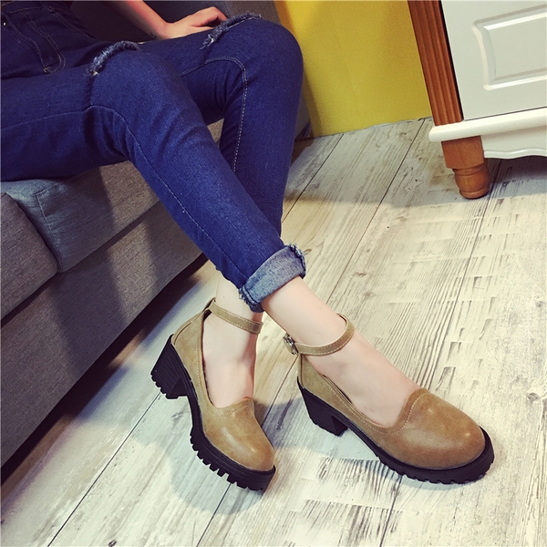 Дамски стилни затворени сандали с лек ток в черен, сив, бежов, тъмнозелен цвят