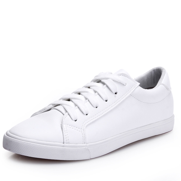 Ανδρικά αθλητικά παπούτσια σε λευκό και μαύρο χρώμα - σαφές μοτίβο