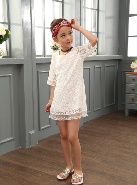 Детска дантелена рокля за момичета в бял и розов цвят в 2 модела - с японски ръкав и с 3/4 ръкав