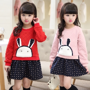 Детски комплект за момичета - блуза и пола, в бял, червен и розов цвят, с бродерия на блузазта