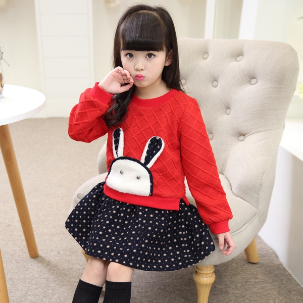 Детски комплект за момичета - блуза и пола, в бял, червен и розов цвят, с бродерия на блузазта