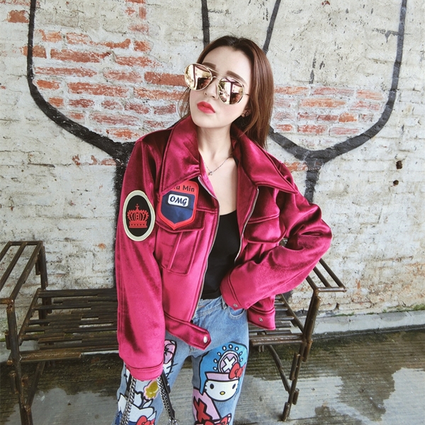 Дамско кадифено яке подходящо за пролетта и есента