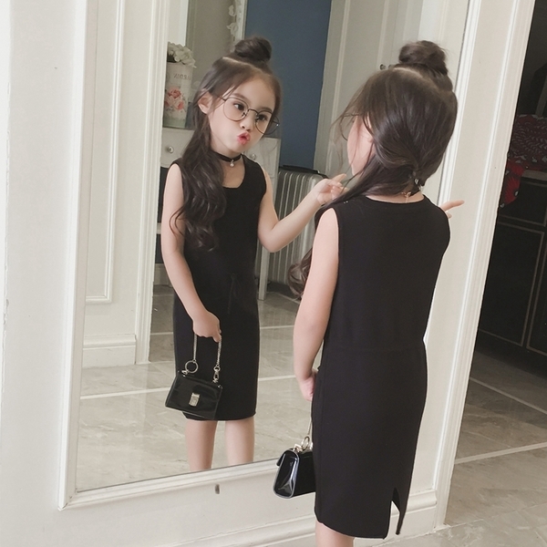 Стилна дамска рокля за момичета тип Слим, в бежов и черен цвят, с джоб