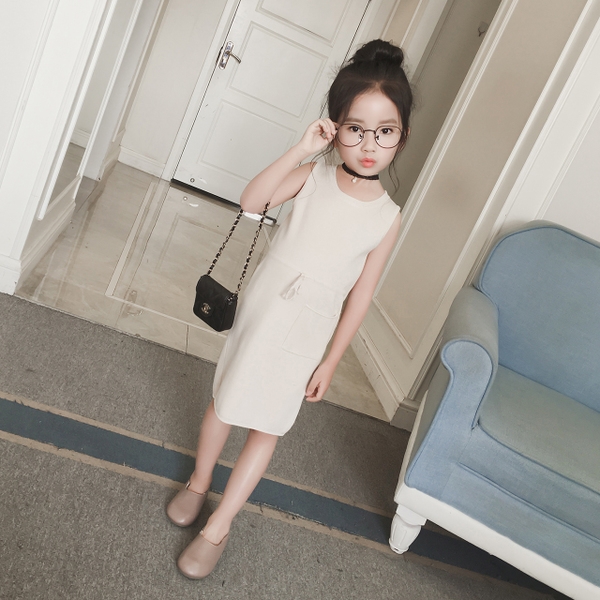 Стилна дамска рокля за момичета тип Слим, в бежов и черен цвят, с джоб