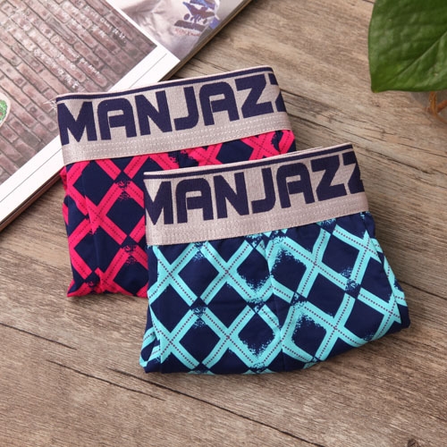 Комплект от два броя мъжки боксерки различни комбинации от модели с черепи и други фигури