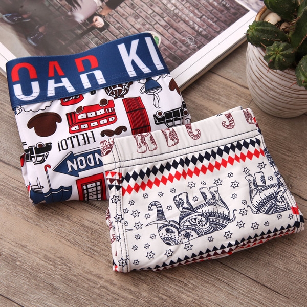 Комплект от два броя мъжки боксерки различни комбинации от модели с черепи и други фигури